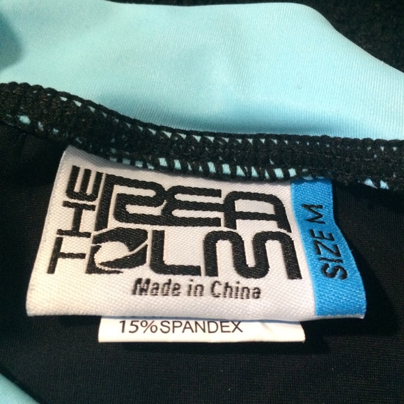 The Realm Black Rash Guard - Picture 5 of 8